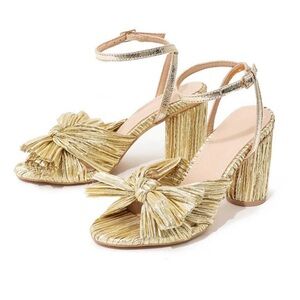 Bow Knot Chunky Heel Sandals in Gold